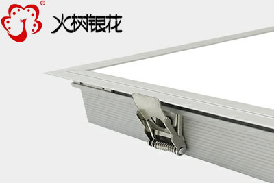 火樹銀花嵌入式正發(fā)光平板燈鋁材直下式led直發(fā)光面板燈150x1200